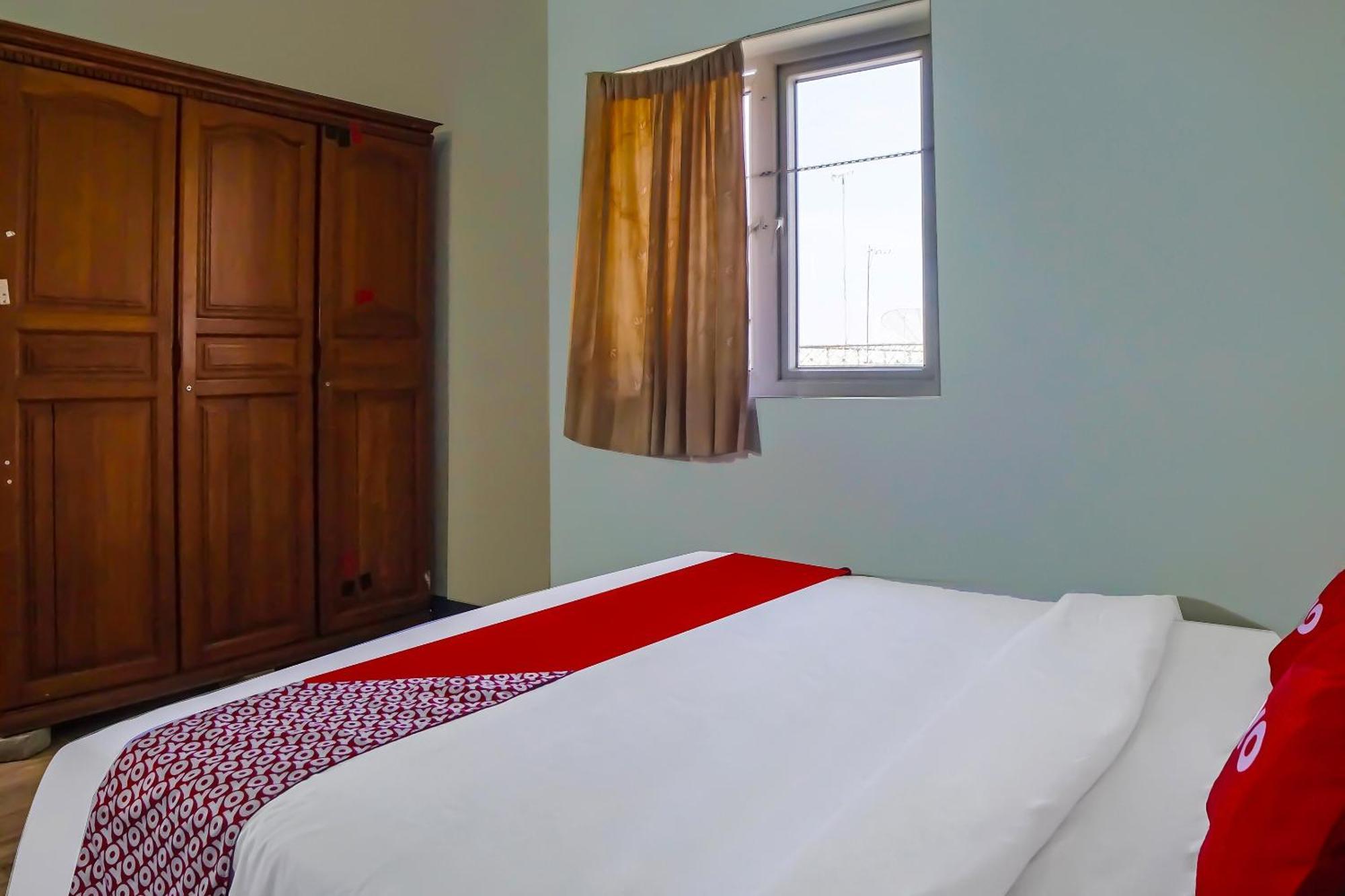 Hotel Oyo 92235 Rantang Medan