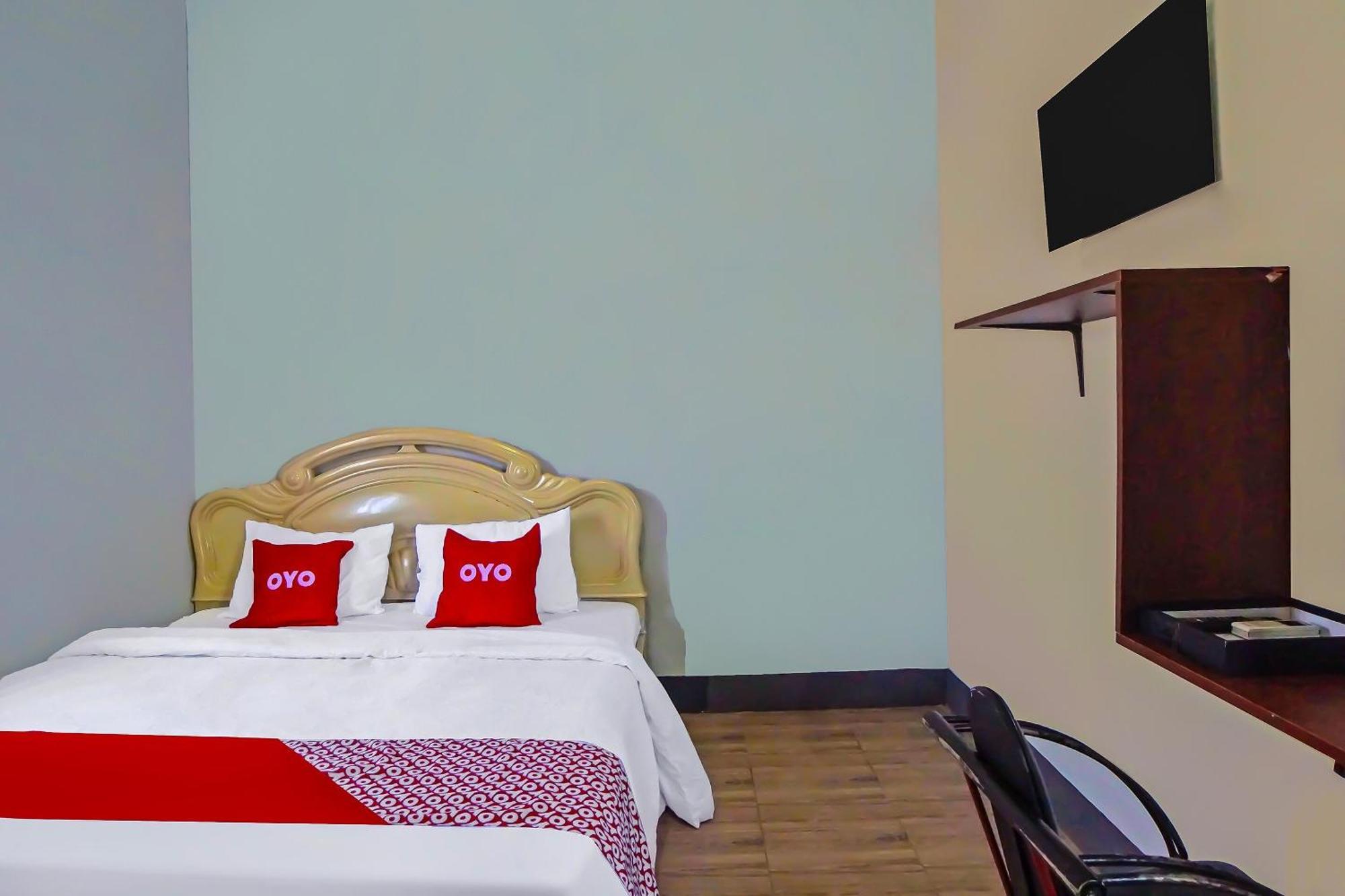 Oyo 92235 Rantang Hotel